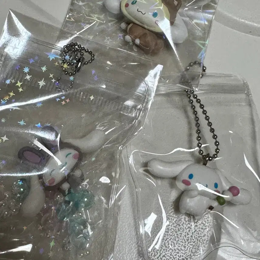 [BUNJANG] Sanrio Cinnamoroll Figure and Keychain Bundle Set / 시나모롤 피규어,키링 미개봉 3종 세트