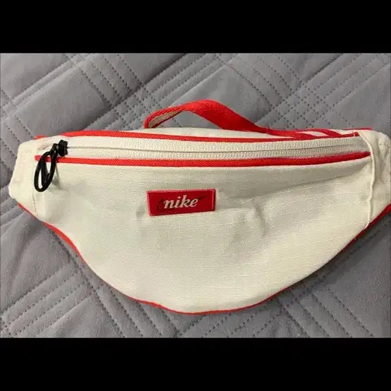 [BUNJANG] Nike Heritage Retro Fanny Pack Ivory/Red / 나이키 힙색 아이보리/레드
