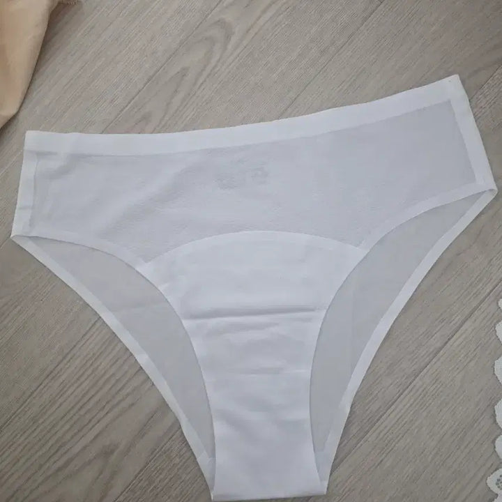[BUNJANG] White Mesh Triangle Panties / 여성 화이트 망사 삼각팬티