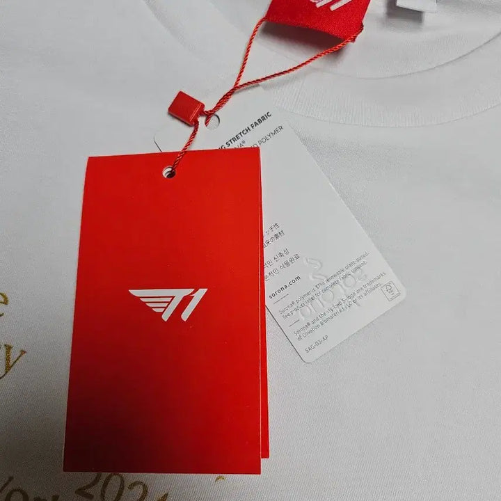 [SOLD OUT] 티원 24 월즈 우승기념 5성 티셔츠