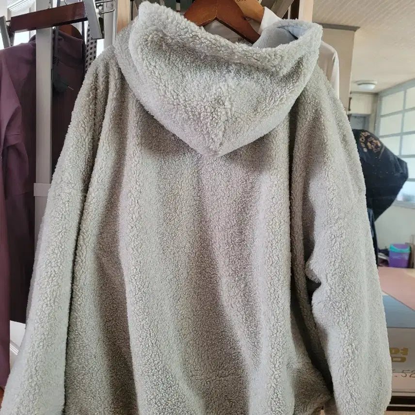 [BUNJANG] Xexymix Ppomgeul Hoodie Jumper (F) New / 젝시믹스 뽀글이후드 점퍼F 새상품