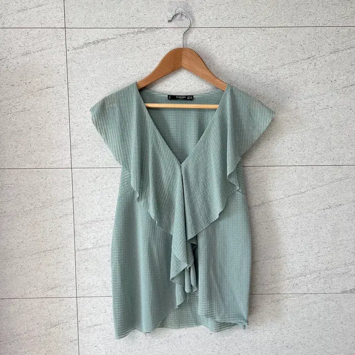 [BUNJANG] MANGO Ruffle Sleeveless Blouse XS / MANGO 망고 러플 민소매 블라우스  사이즈 XS (55까지가능할것 같