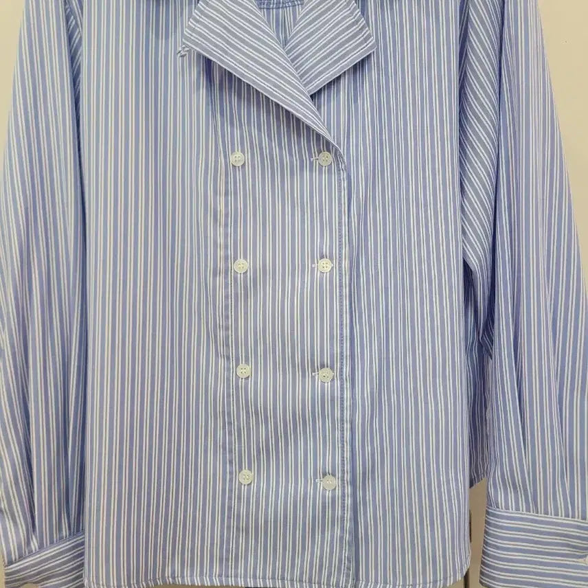 [BUNJANG] Striped Double Button Blouse (Size 55-66) / 스트라이프 더블 버튼 셔츠 블라우스 55~66 프리사이즈