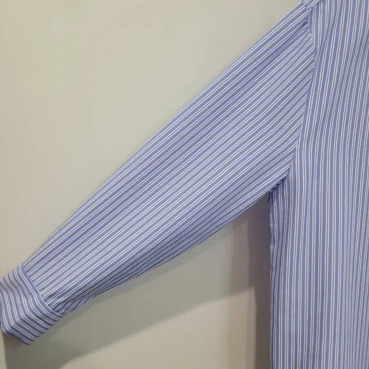 [BUNJANG] Striped Double Button Blouse (Size 55-66) / 스트라이프 더블 버튼 셔츠 블라우스 55~66 프리사이즈