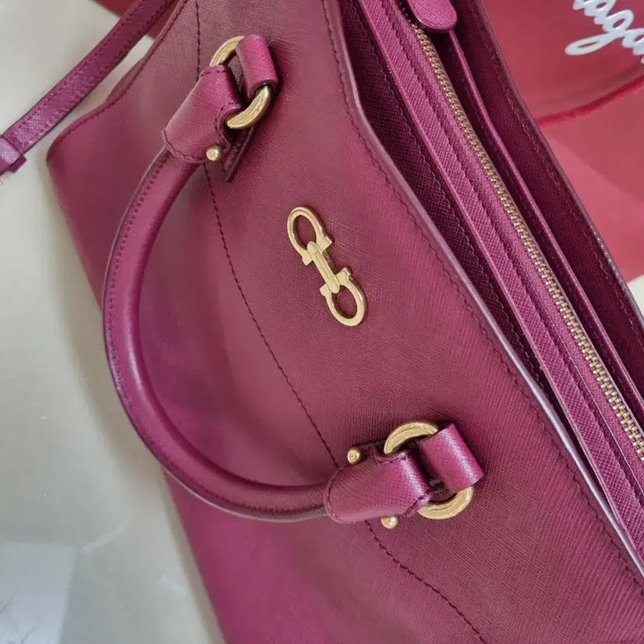 [BUNJANG] Ferragamo Tote &amp; Shoulder Bag / 페라가모 토트백 겸 숄더백