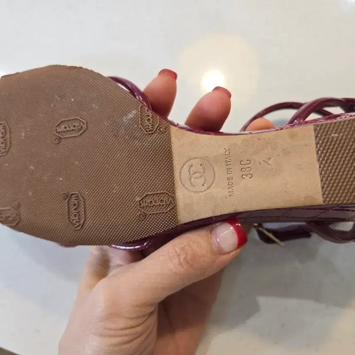 [BUNJANG] Chanel Burgundy Strap Sandals / 샤넬 샌들