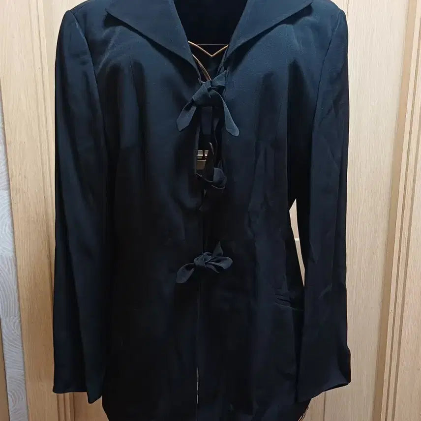 [BUNJANG] Giorgio Armani Black Ribbon Jacket (Size 40) / 조르지오 아르마니 블랙 리본 자켓 40 size