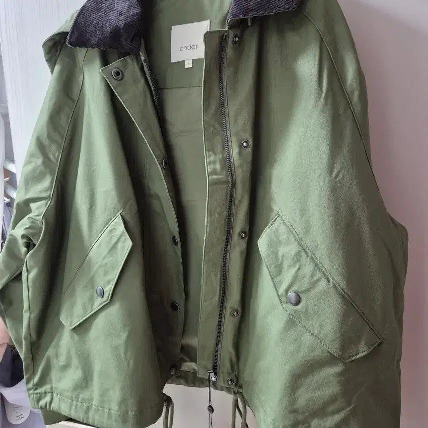 [BUNJANG] Andar Khaki Hooded Field Jacket / 안다르 카키색 후드 야상 점퍼