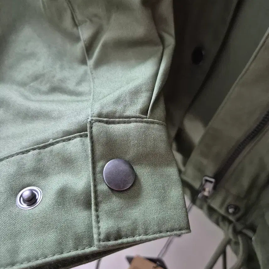 [BUNJANG] Andar Khaki Hooded Field Jacket / 안다르 카키색 후드 야상 점퍼