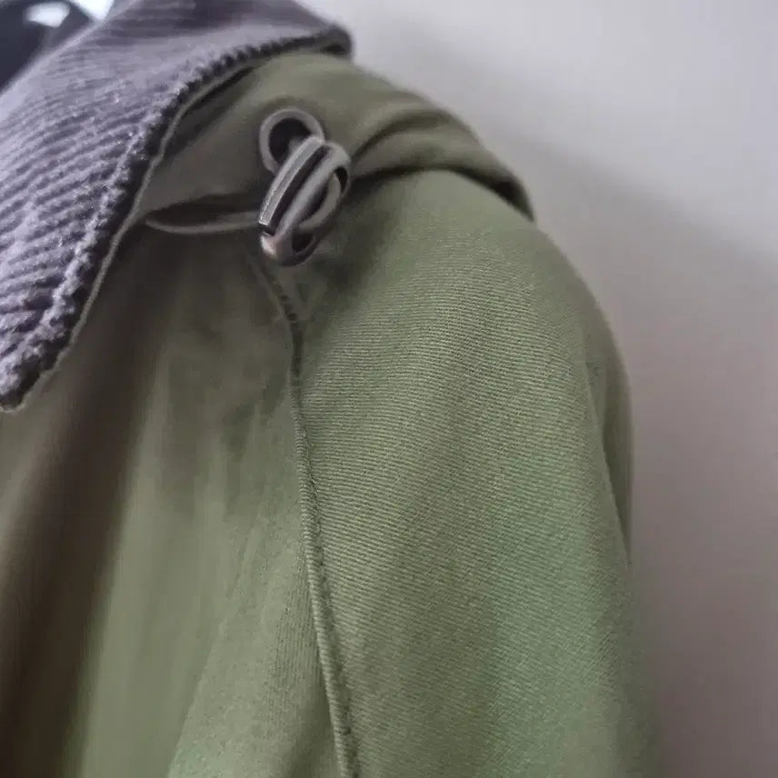 [BUNJANG] Andar Khaki Hooded Field Jacket / 안다르 카키색 후드 야상 점퍼