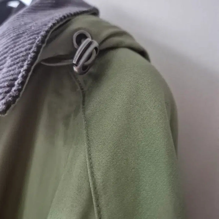[BUNJANG] Andar Khaki Hooded Field Jacket / 안다르 카키색 후드 야상 점퍼