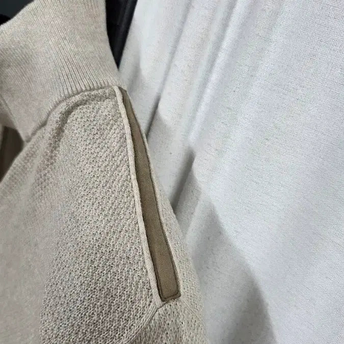 [BUNJANG] Massimo Dutti Cashmere Blend Long Sleeve T-Shirt (L) / 마시모두띠캐시미어.면 혼방긴팔티셔츠(L)