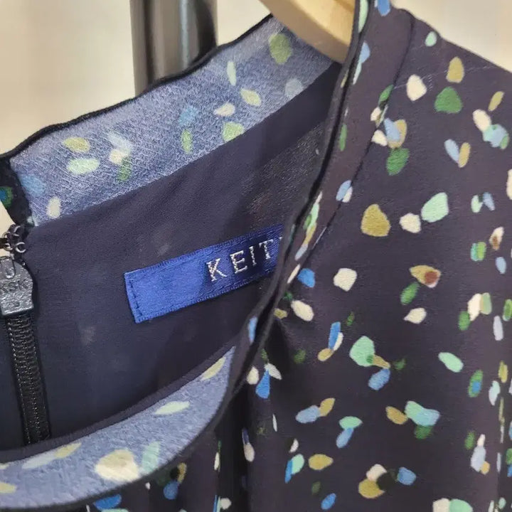 [BUNJANG] Keith Flower Pattern Peplum Chiffon Blouse / 키이스 플라워 패턴 페플럼 쉬폰 블라우스 55사이즈