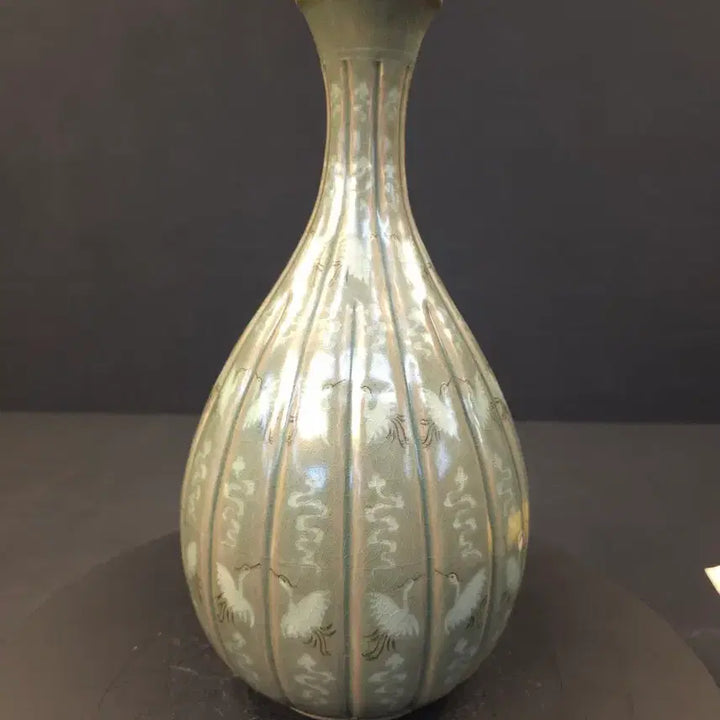 [BUNJANG] Celadon Porcelain Wine Bottle / 260417-4 상감청자 운학문 과릉형 주병