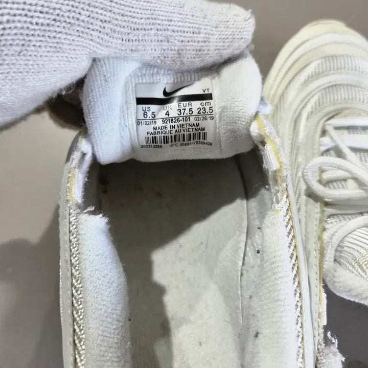 [BUNJANG] Nike Air Max 97 Triple White Sneakers / 나이키 에어맥스 97 트리플화이트 사이즈235