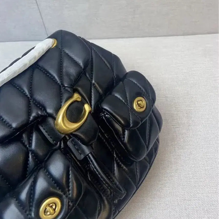 [BUNJANG] Coach Tabi Mini Backpack / 코치 백팩 신상 클래식 타비 시리즈의 작은 백팩