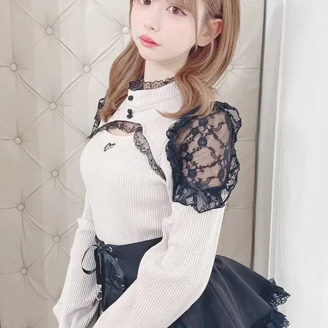 [BUNJANG] MARS Lace-Trimmed Teleco Knit Top / MARS 마즈 가슴 트임 어깨 레이스 텔레코 니트