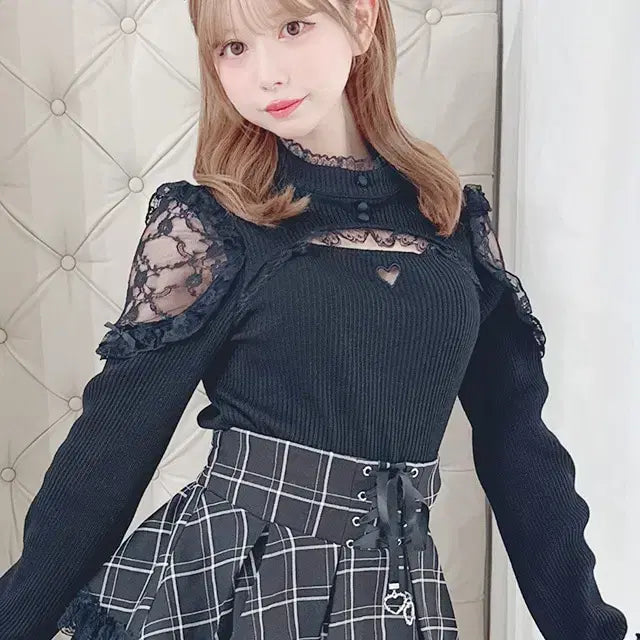 [BUNJANG] MARS Lace-Trimmed Teleco Knit Top / MARS 마즈 가슴 트임 어깨 레이스 텔레코 니트