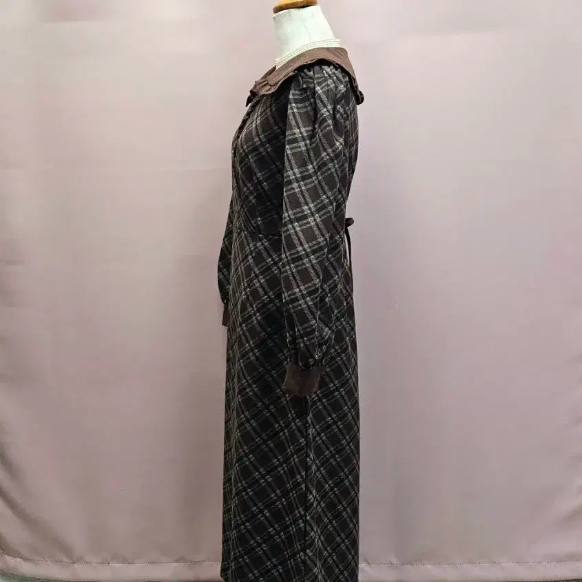 [BUNJANG] Oni Studio Brown Frill Collar Check Long Dress / oni studio 브라운 프릴카라 체크 롱원피스