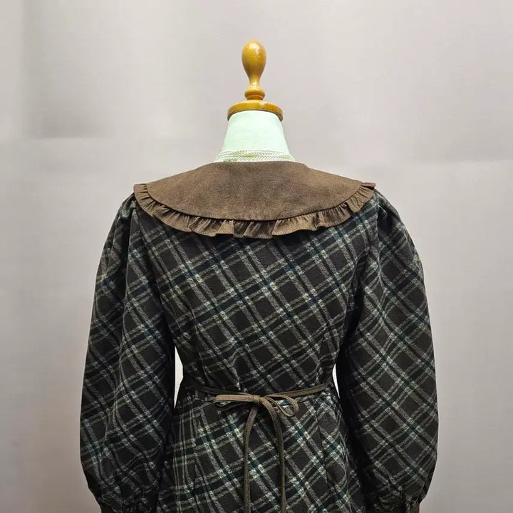 [BUNJANG] Oni Studio Brown Frill Collar Check Long Dress / oni studio 브라운 프릴카라 체크 롱원피스