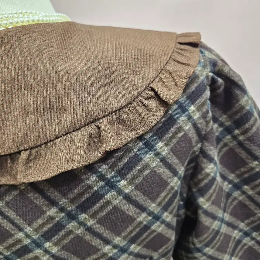 [BUNJANG] Oni Studio Brown Frill Collar Check Long Dress / oni studio 브라운 프릴카라 체크 롱원피스