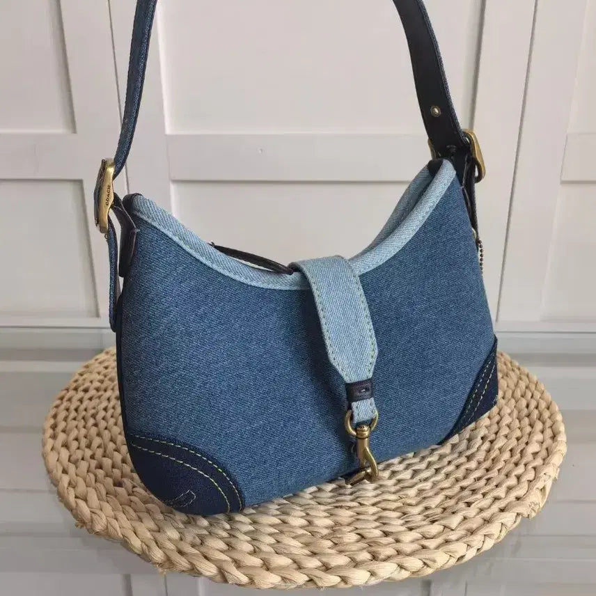 [BUNJANG] Coach Half Moon Denim Shoulder Bag / 코치 신상 여성 하프문 숄더백 여름 필수