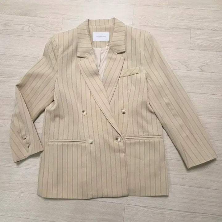 [BUNJANG] THEVERYTHING Striped Daily Jacket / 새상픔 여성66반 스트라이프 데일리 자켓-더베리띵