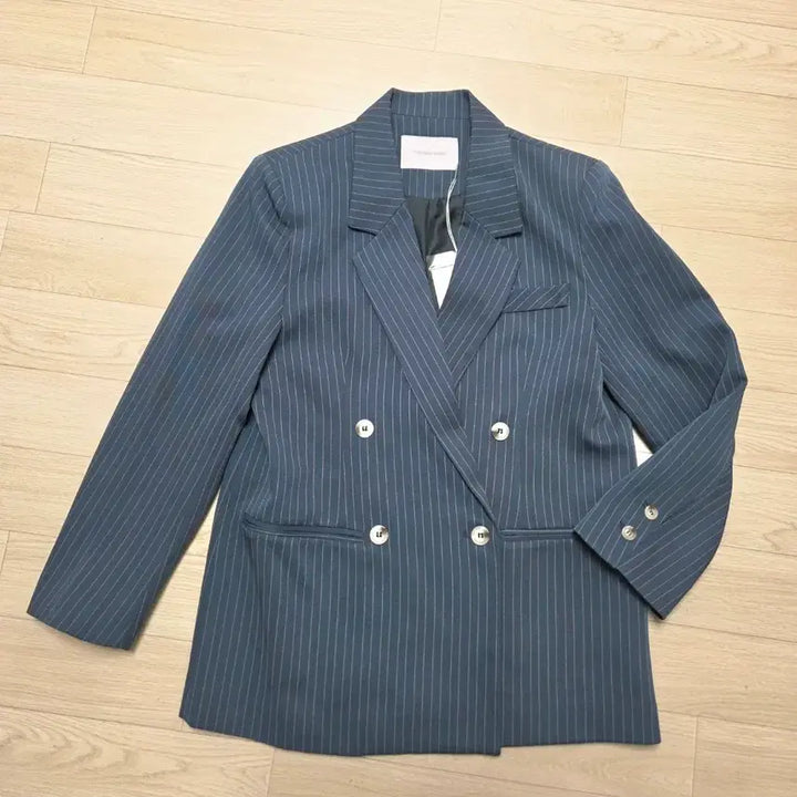 [BUNJANG] THEVERYTHING Striped Daily Jacket / 새상픔 여성66반 스트라이프 데일리 자켓-더베리띵