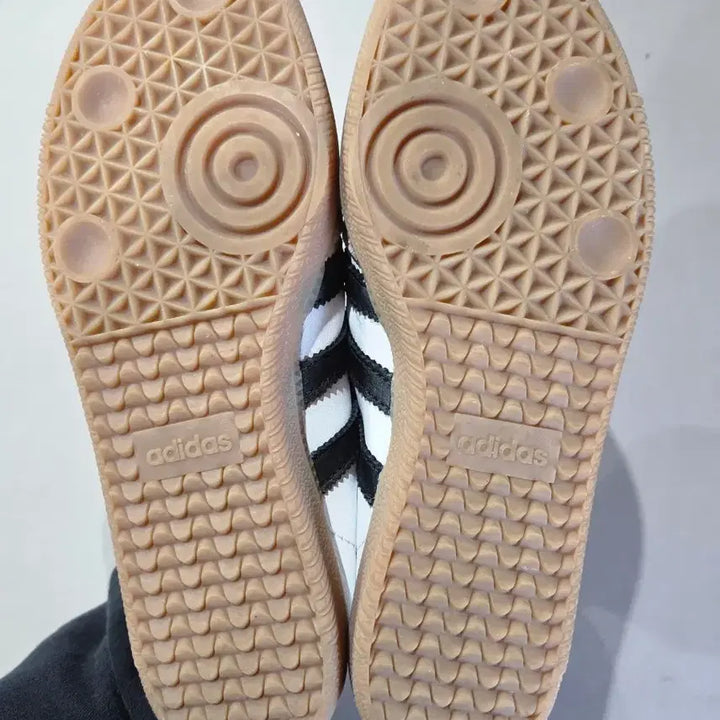 [BUNJANG] Adidas Samba Decon White Black 255 Sneakers / 아디다스 삼바 데콘 흰검 255 IF0642