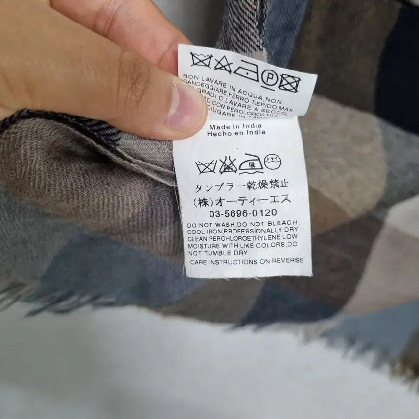 [BUNJANG] Max Mara Check Pattern Muffler / ㅡ 막스마라 봄가을 머플러ㅡ0311