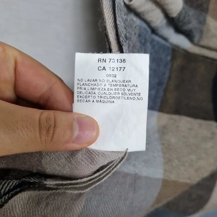 [BUNJANG] Max Mara Check Pattern Muffler / ㅡ 막스마라 봄가을 머플러ㅡ0311