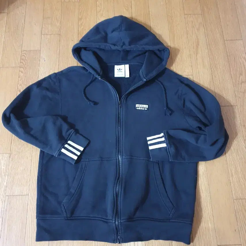 [SOLD OUT] 아디다스 후드집업 진한남색 삼선 트레이닝L