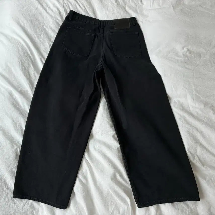 [BUNJANG] Brownyard Curved Denim Pants Black / 브라운야드 커브드 데님 팬츠 블랙