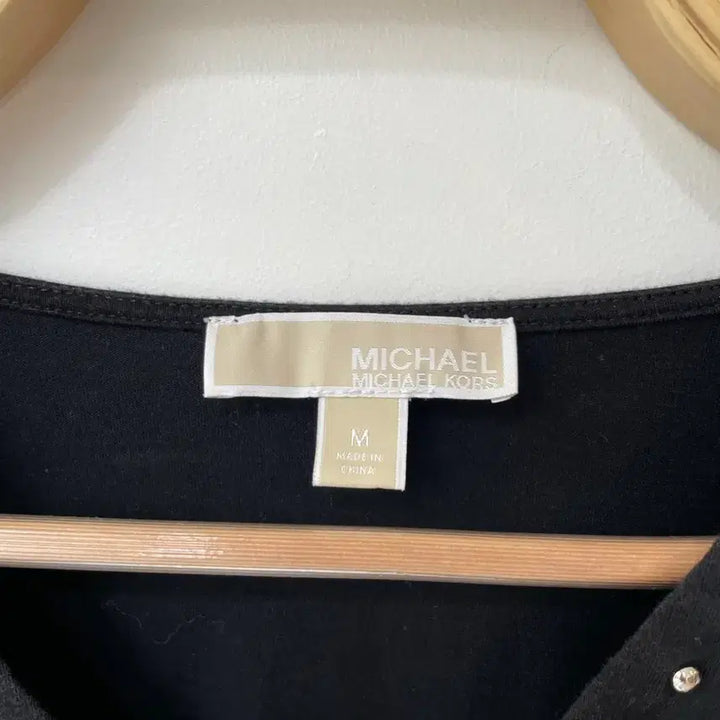 [BUNJANG] Michael Kors Black Short Sleeve T-shirt M / 마이클코어스 블랙 반팔티셔츠 M