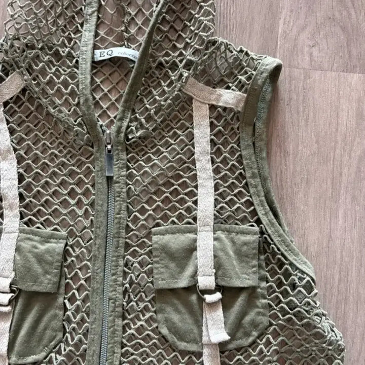 [BUNJANG] Vintage Khaki Mesh Hooded Vest / 빈티지 카키 메쉬 후드조끼