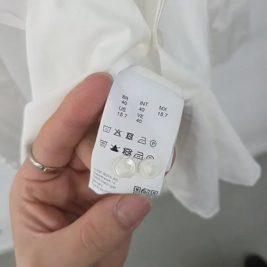 [BUNJANG] Hugo Boss White Shirt Men&