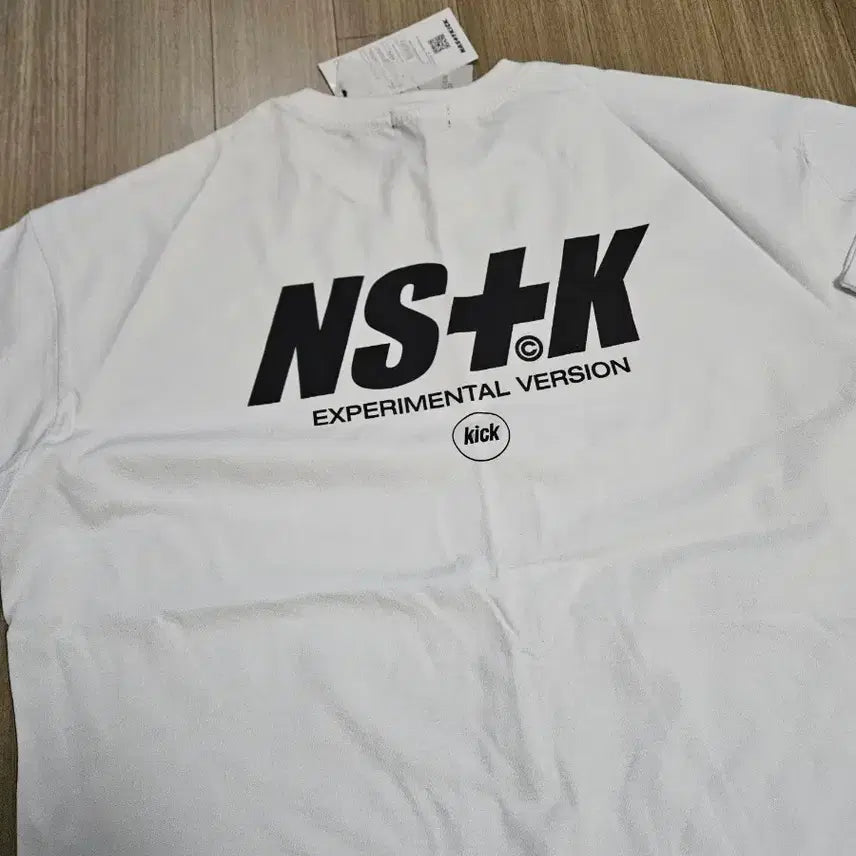 [BUNJANG] Nasty Kick Essential White Short Sleeve T-shirt / 네스티킥 에센셜 반팔 티셔츠 화이트