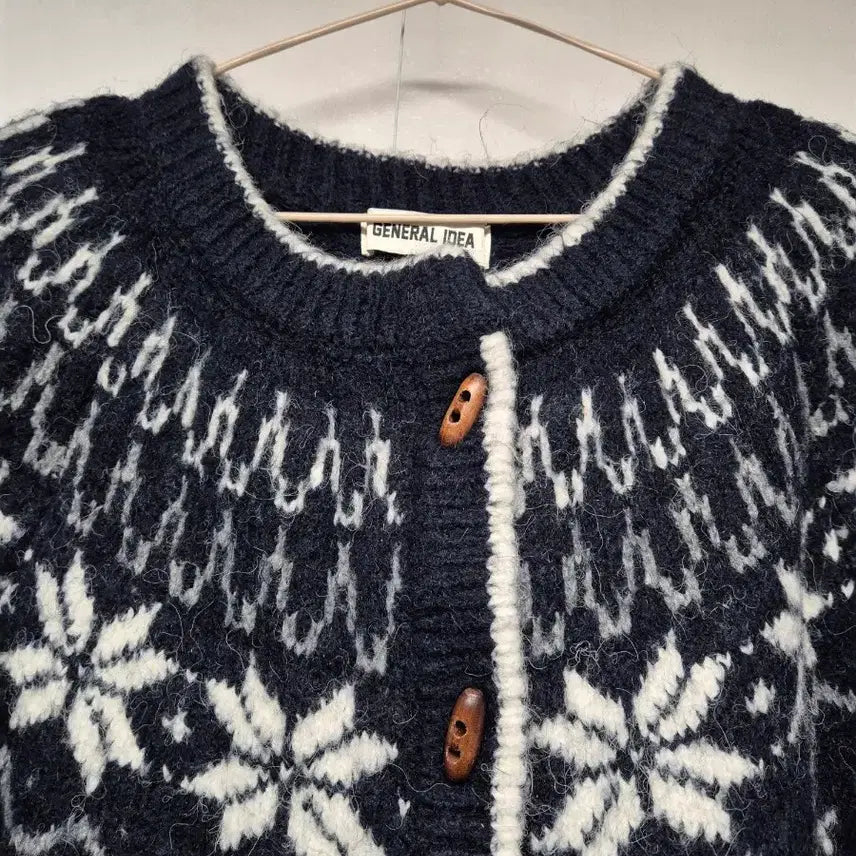 [BUNJANG] Nordic Style Navy Cardigan / 노르딕 느낌 네이비 가디건 63-60