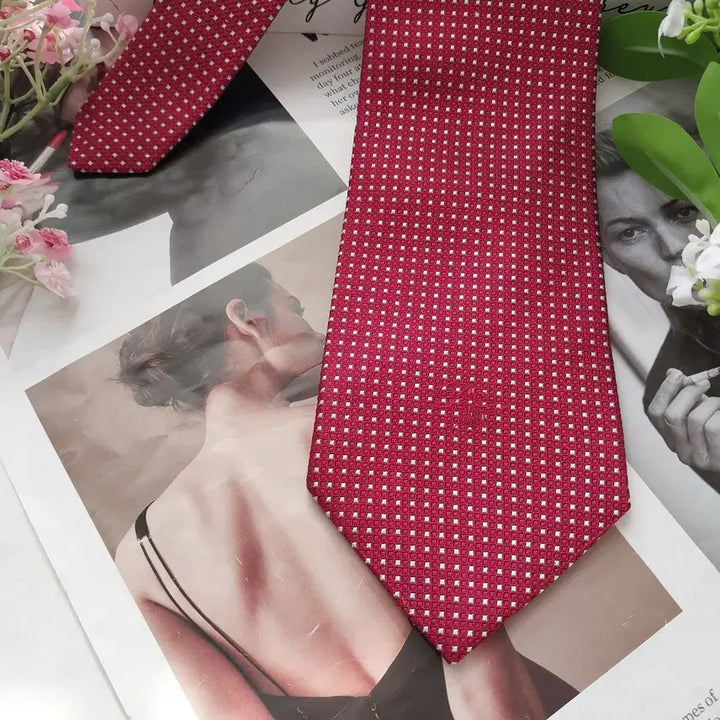 [BUNJANG] Nina Ricci Silk Red Jacquard Tie / 니나리치 실크 레드 자카드 패턴 넥타이 9.1cm A+등급 K2228
