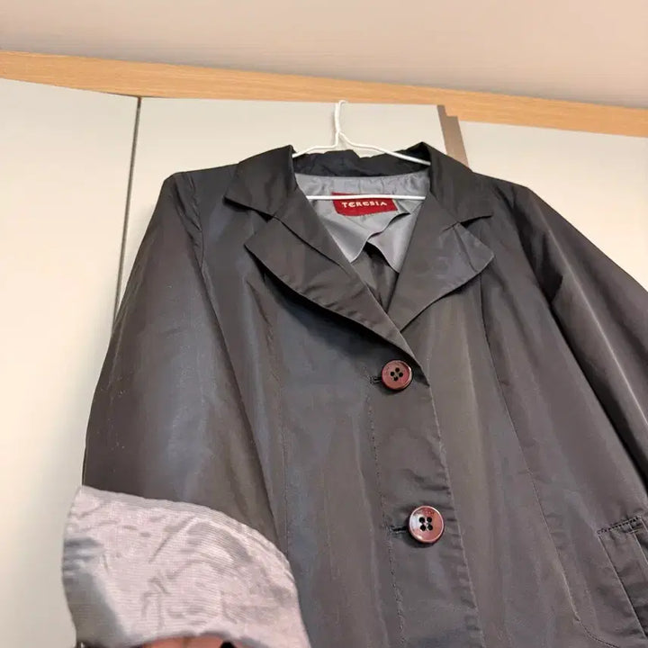 [BUNJANG] TERESIA Pearl Designer Trench Coat Jacket / TERESIA 진주빛 디자이너 코트 트렌치 바람막이 자켓556677