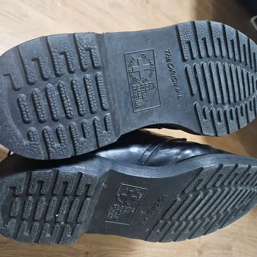 [BUNJANG] Dr. Martens 1461 Mono Shoes / 닥터마틴 1461 모노 270