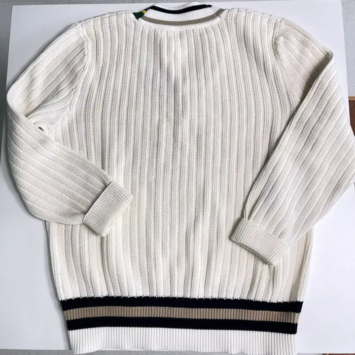 [BUNJANG] Lacoste V-Neck Knit Sweater - Ivory / 라코스테 테니스 크리켓 V넥 니트스웨터 아이보리