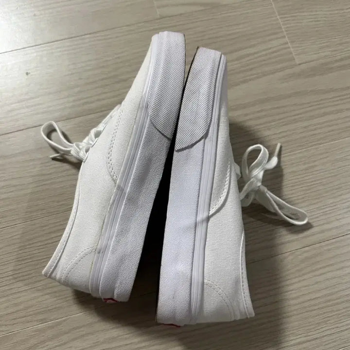 [BUNJANG] Vans Authentic White Canvas Sneakers / 반스 어센틱 화이트 캔버스 스니커즈