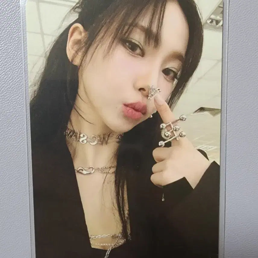 [BUNJANG] aespa Karina Armageddon POP-UP Nail Sticker Photocard / [판매] 에스파 카리나 아마겟돈 팝업 네일스티커 포카