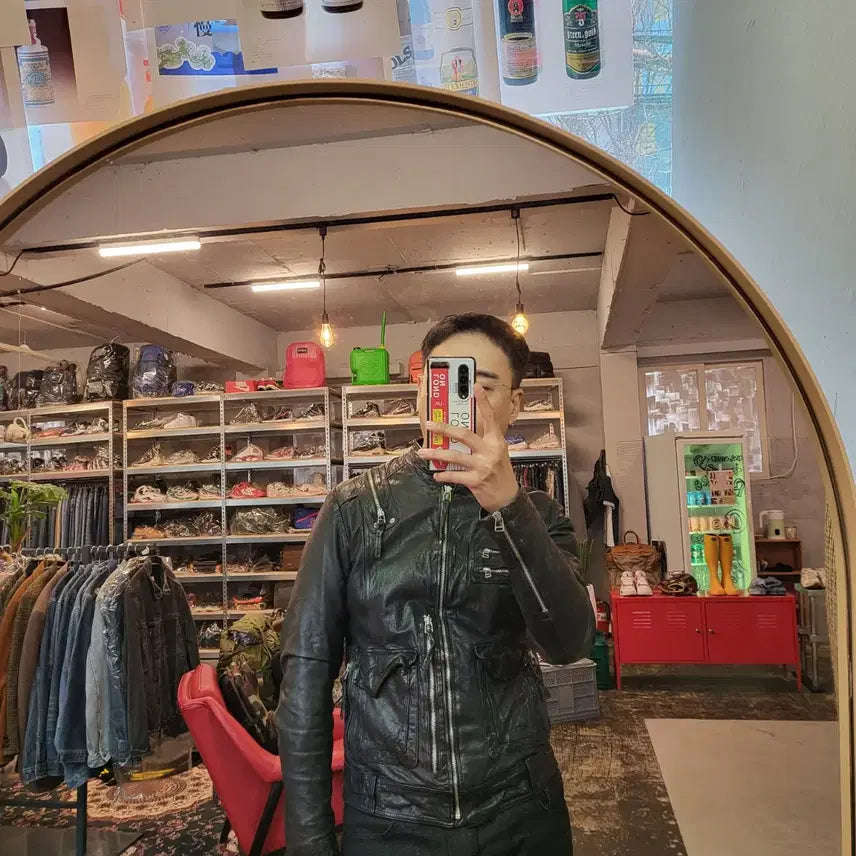 [BUNJANG] Leather Biker Jacket (Size 100) / 레더 바이커 자켓 (100) *전면부 지퍼 체결 잘 안됨*