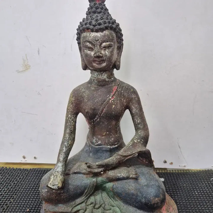 [BUNJANG] Old Painted Seated Shakyamuni Buddha Statue / 아주 오랜세월된 채색불  철석가모니 불상 20년소장품