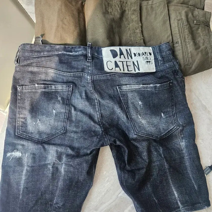 [BUNJANG] Dsquared2 Dan Caten Denim Shorts / 디스퀘어드2 워싱 데님 반바지 DAN CATEN 50사이즈
