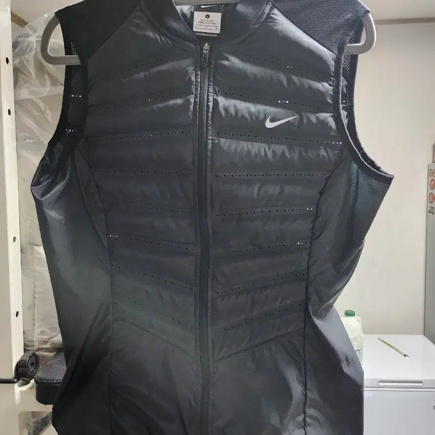 [BUNJANG] Nike Aeroloft Padded Vest (2015) - Black / 나이키 에어로로프트 패딩조끼 15년판