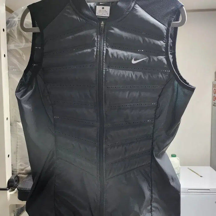 [BUNJANG] Nike Aeroloft Padded Vest (2015) - Black / 나이키 에어로로프트 패딩조끼 15년판