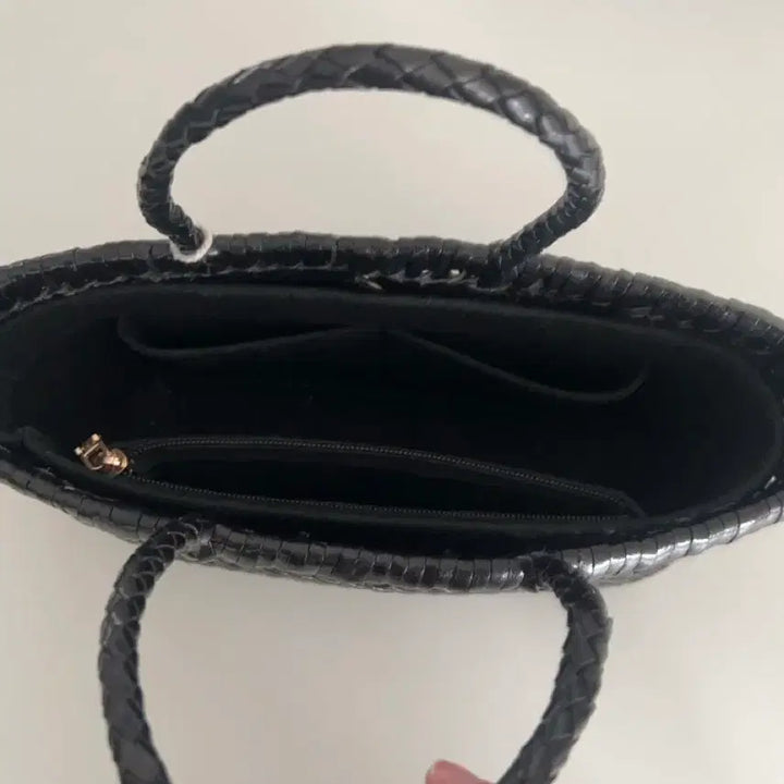 [BUNJANG] Dragon Diffusion Mini Flat Gora Handbag / 드래곤디퓨전 미니 플랫 고라 8809